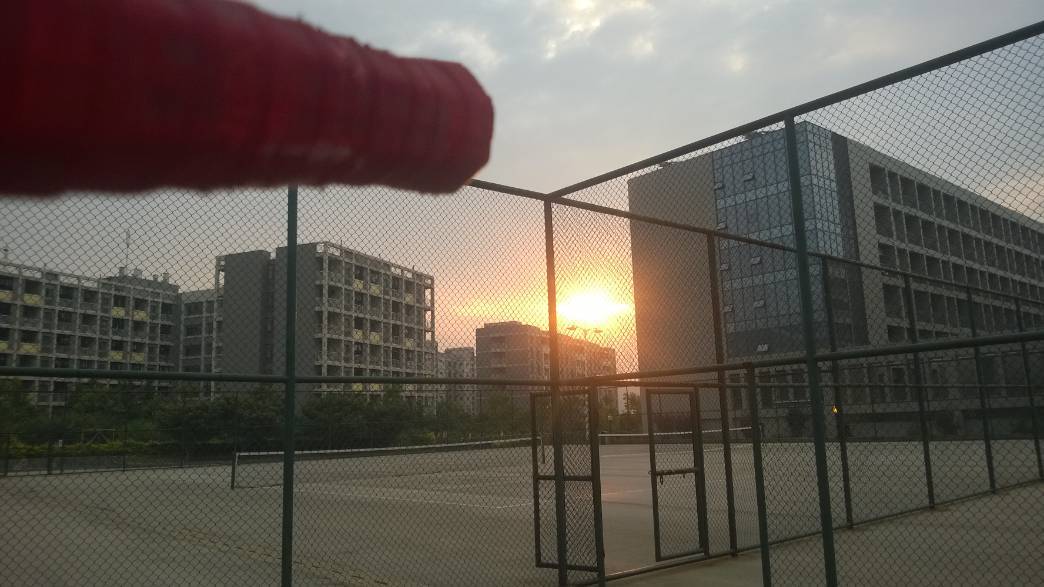 ĳ�����򳡵��糿